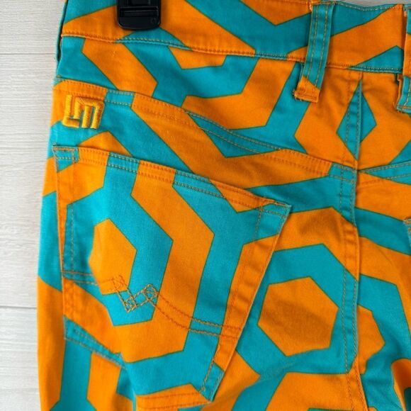 Loudmouth South Beach Print Mid-Rise Golf Pants - Picture 5 of 7